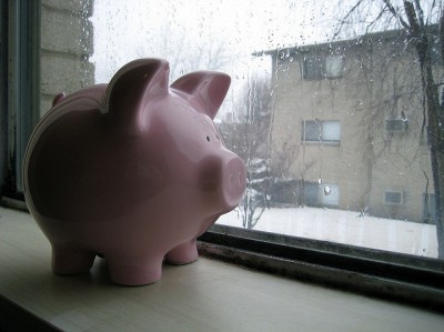 piggy-bank-waiting